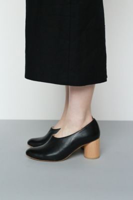 パンプス　ｗｏｏｄ　ｈｅｅｌ　６５　ｃｉｒｃｌｅ　（ｍａｐｌｅ）